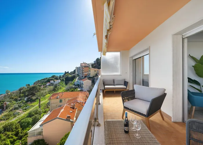 Escapade à Monaco, Vue Et Apartamento
