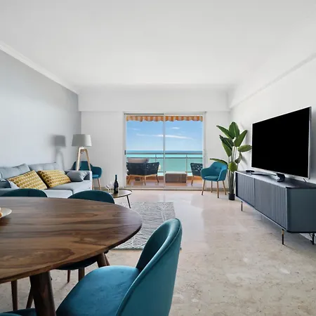Escapade A Monaco, Vue Et カップダイユ